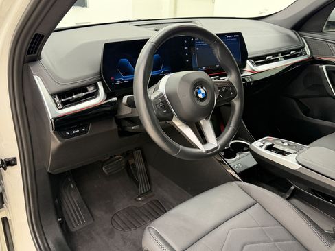 Certified 2023 BMW X1 xDrive28i w/ Convenience Package AWD/4WD image 4