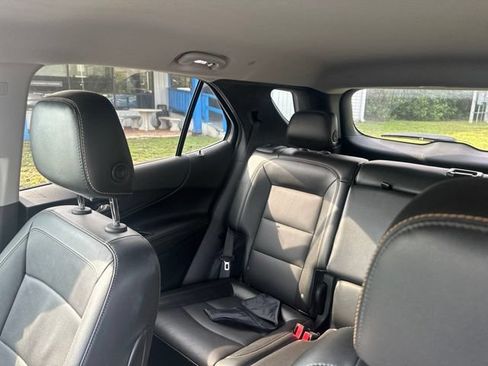 Used 2020 Chevrolet Equinox Premier FWD image 19