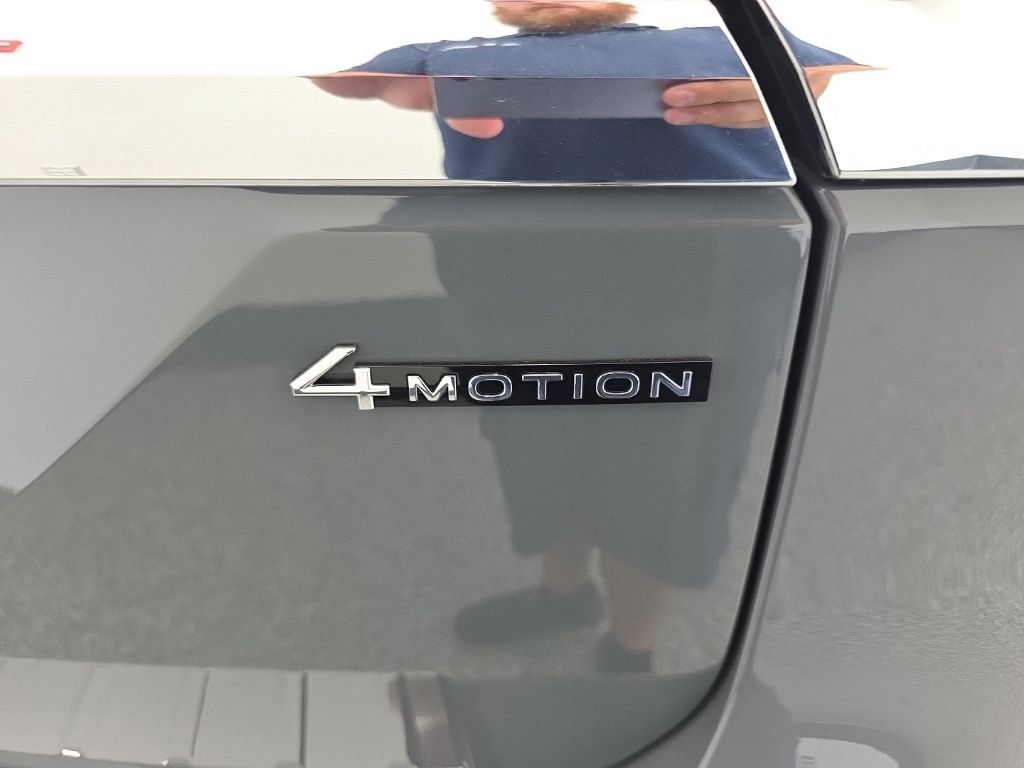 New 2026 Volkswagen Atlas SEL AWD/4WD image 13