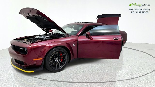 Used 2023 Dodge Challenger SRT Hellcat RWD image 14