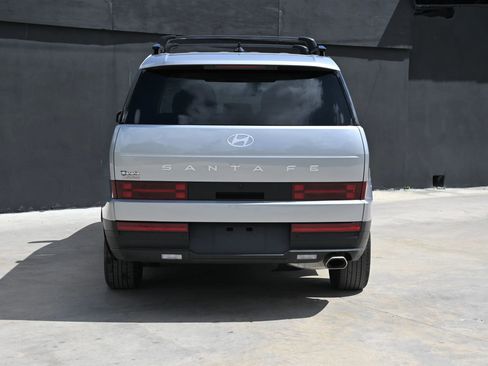 Used 2025 Hyundai Santa Fe SEL image 4