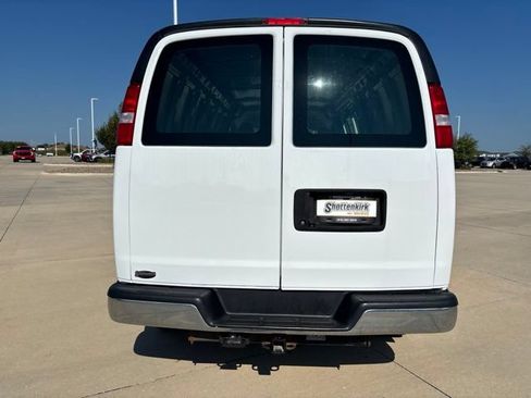 Used 2021 Chevrolet Express 2500 Extended w/ Driver Convenience Package RWD image 7
