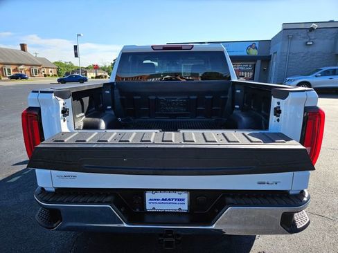 Used 2025 GMC Sierra 1500 SLT AWD/4WD image 32