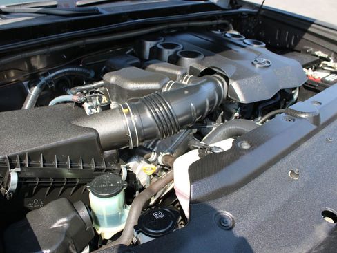 Used 2015 Toyota 4Runner Limited RWD image 27