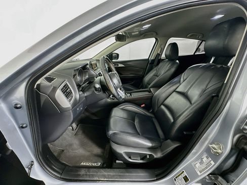 Used 2017 MAZDA MAZDA3 Touring FWD image 13