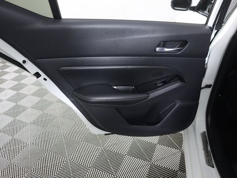 Used 2020 Nissan Altima 2.0 Platinum image 25