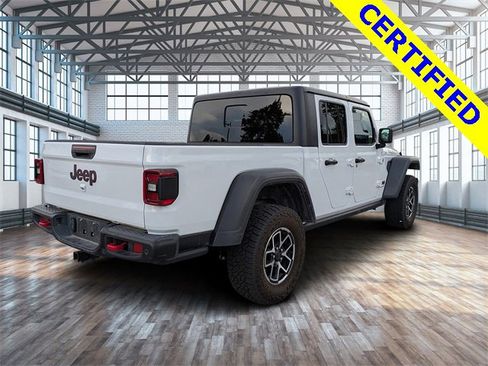 Used 2024 Jeep Gladiator Rubicon w/ Safety Group image 4