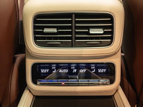 Used 2026 Mercedes-Benz Maybach GLS 600 4MATIC image 45