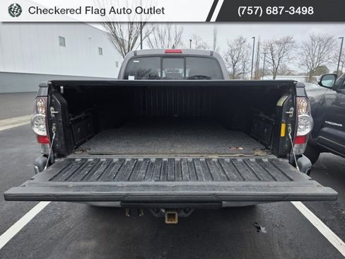 Used 2015 Toyota Tacoma PreRunner w/ SR5 Package image 7