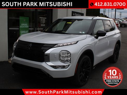 New 2026 Mitsubishi Outlander LE AWD/4WD image 3