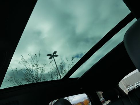 Used 2022 Audi Q7 Premium Plus w/ Premium Plus Package image 32