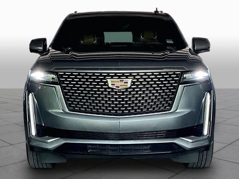 Used 2021 Cadillac Escalade Premium Luxury w/ LPO, Illumination Package RWD image 3