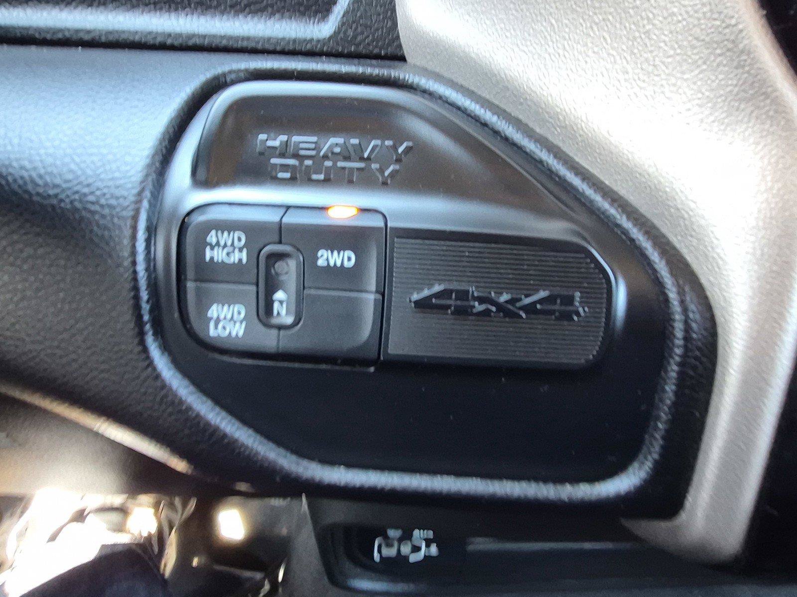 Used 2024 RAM 2500 Laramie w/ Safety Group AWD/4WD image 27