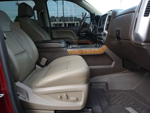 Used 2018 GMC Sierra 1500 SLT AWD/4WD image 17