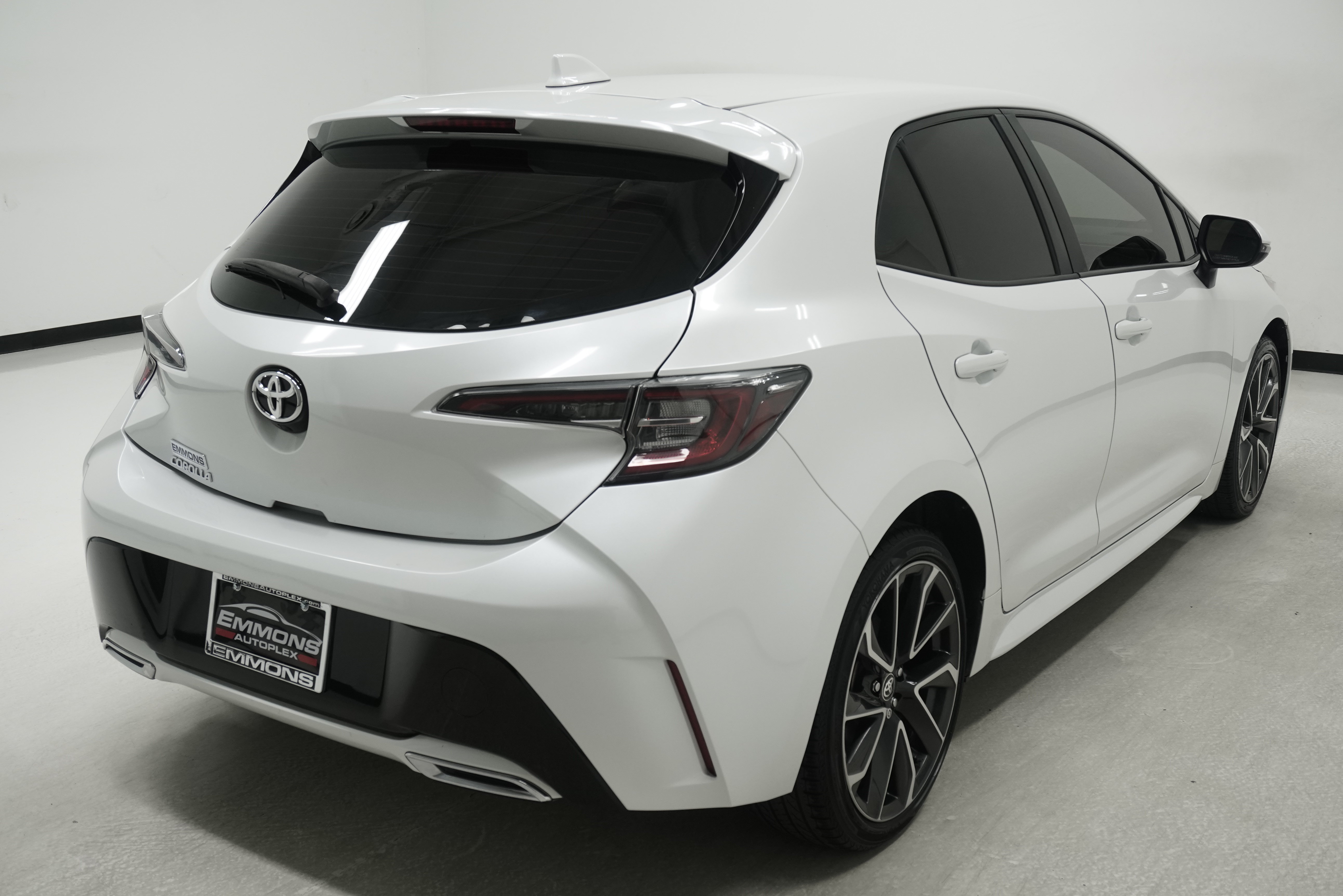 Used 2021 Toyota Corolla XSE FWD image 4