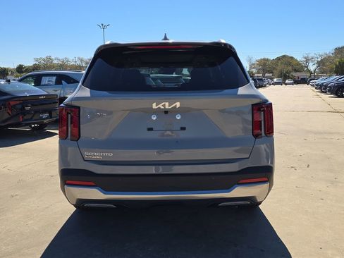 New 2026 Kia Sorento SX FWD image 7