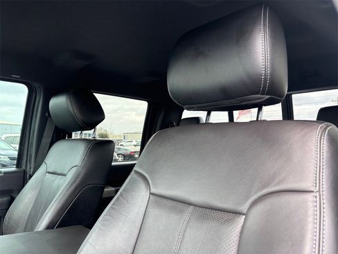 Used 2016 Ford F250 Lariat w/ Lariat Interior Package image 13