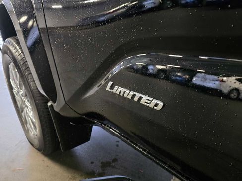 Certified 2025 Toyota Tacoma Limited image 22
