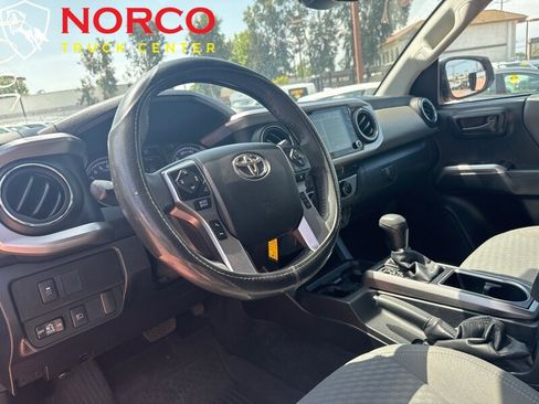 Used 2021 Toyota Tacoma SR5 w/ Blackout Package (TMS) image 19