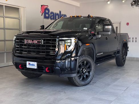 Certified 2024 GMC Sierra 2500 AT4 w/ AT4 Premium Plus Package AWD/4WD image 2