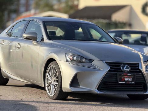 Used 2018 Lexus IS 300 w/ Accessory Package 2 RWD image 4