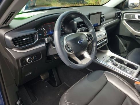 Certified 2023 Ford Explorer XLT w/ Equipment Group 202A image 24