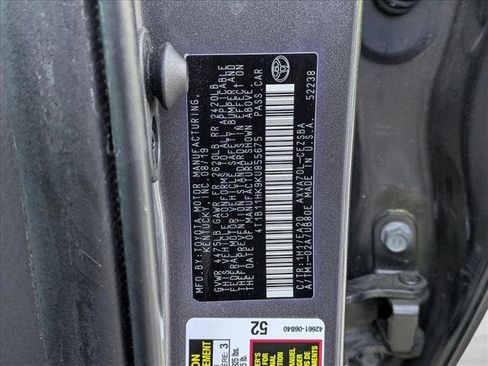 Used 2019 Toyota Camry SE image 24