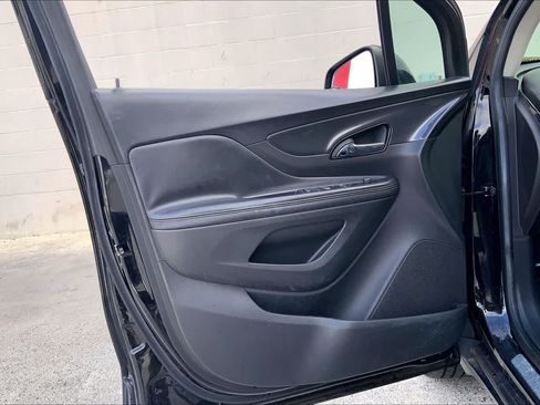 Used 2018 Buick Encore Preferred FWD image 27