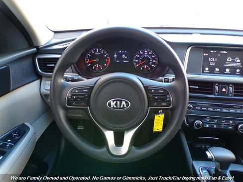 Used 2018 Kia Optima LX image 13