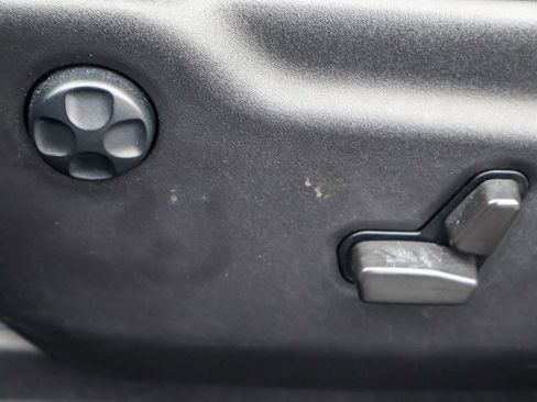 Used 2021 Jeep Grand Cherokee Laredo X image 13