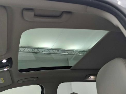Used 2023 Kia Sorento S w/ Panoramic Sunroof Package FWD image 15
