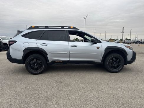 Used 2024 Subaru Outback Wilderness AWD/4WD image 9