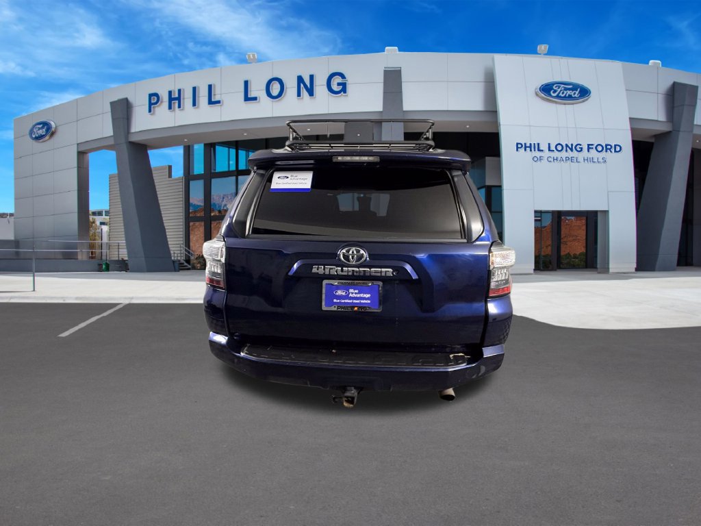 Used 2017 Toyota 4Runner SR5 Premium AWD/4WD image 4