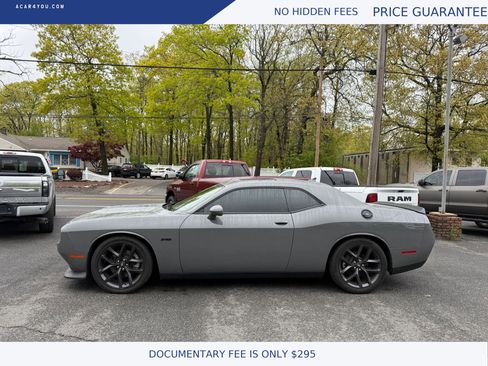 Used 2023 Dodge Challenger R/T w/ Plus Package RWD image 3
