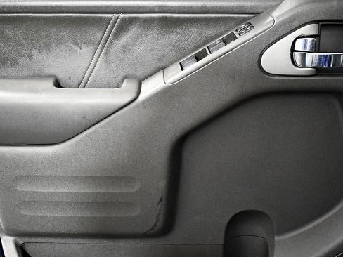 Used 2019 Nissan Frontier PRO-4X w/ Pro-4x Luxury Package image 14