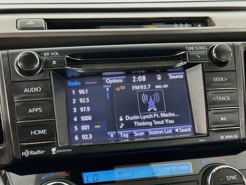 Used 2017 Toyota RAV4 XLE FWD image 17