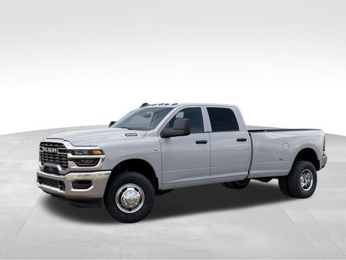 New 2026 RAM 3500 Tradesman AWD/4WD image 2