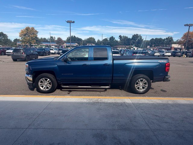 Used 2017 Chevrolet Silverado 1500 LT w/ All Star Edition AWD/4WD image 11