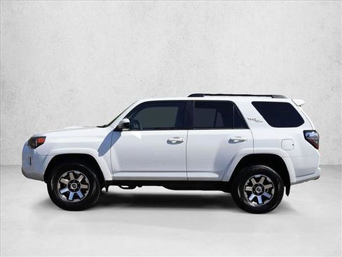 Used 2024 Toyota 4Runner TRD Off-Road AWD/4WD image 11