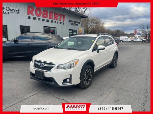 Used 2017 Subaru Crosstrek 2.0i Premium image 1