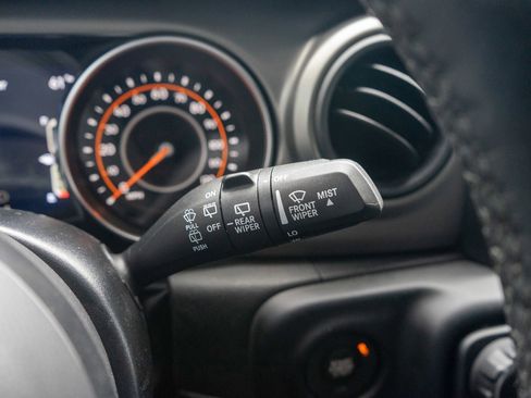 Used 2022 Jeep Wrangler Unlimited Sport AWD/4WD image 27