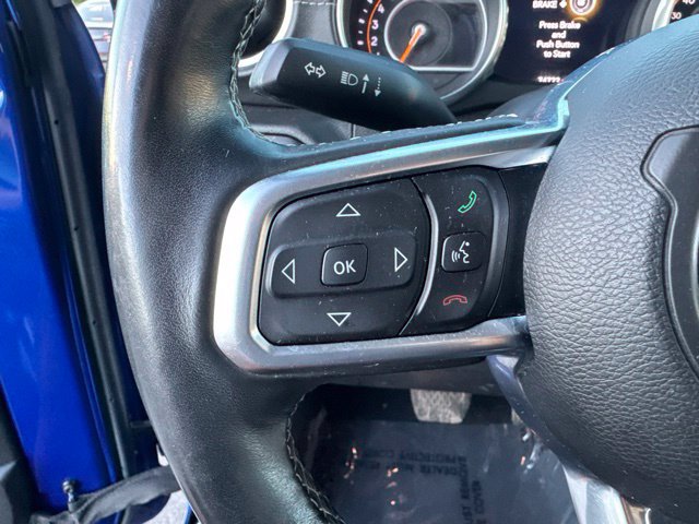 Used 2018 Jeep Wrangler Unlimited Sahara w/ Dual Top Group AWD/4WD image 25
