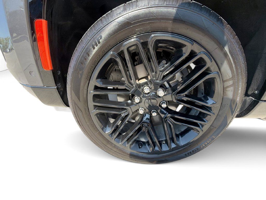 Certified 2023 Jeep Wagoneer Series II RWD image 19