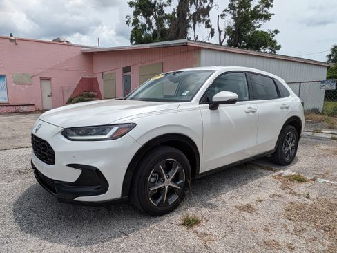 Used 2023 Honda HR-V EX-L image 8