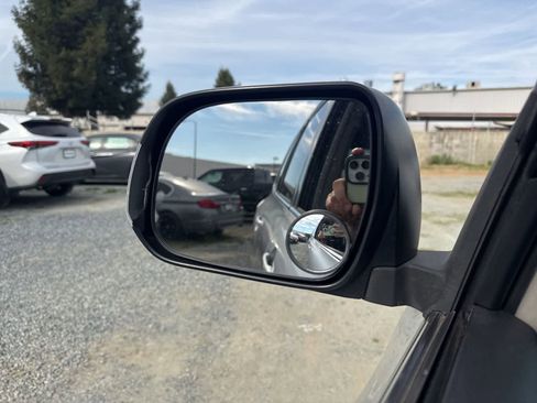 Used 2013 Toyota Highlander Plus image 24