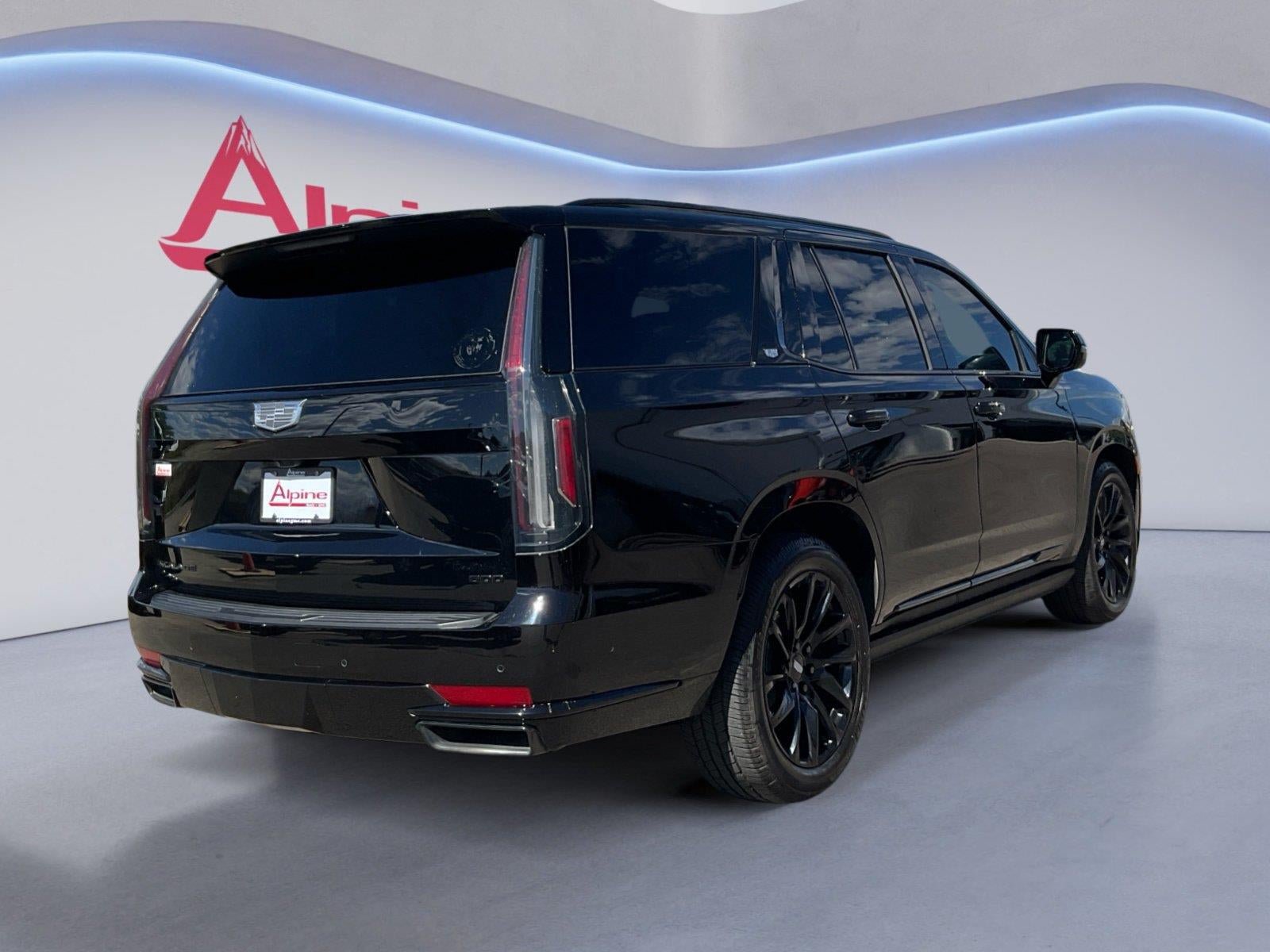 Certified 2024 Cadillac Escalade Sport Platinum w/ LPO, ONYX Package AWD/4WD image 5