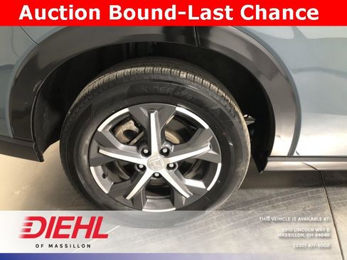 Used 2024 Honda HR-V EX-L image 9