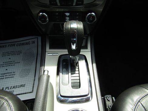 Used 2012 Ford Fusion SEL FWD image 24