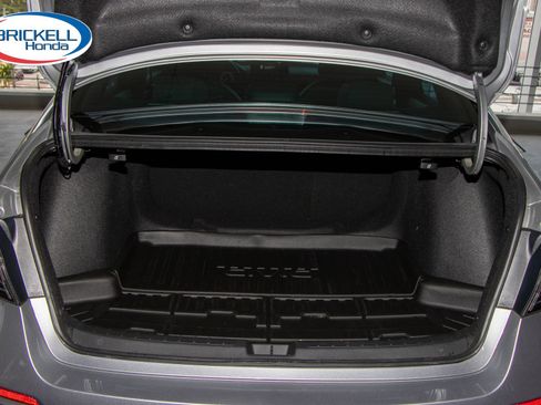 Used 2025 Honda Civic Sport image 9