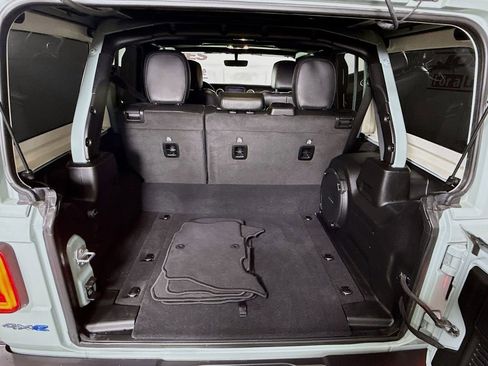 Used 2023 Jeep Wrangler Unlimited Sahara w/ Cold Weather Group image 29